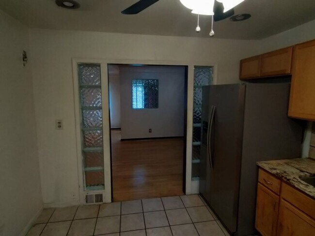 Building Photo - Beautiful, sprawling, brick ranch - $1700/mo