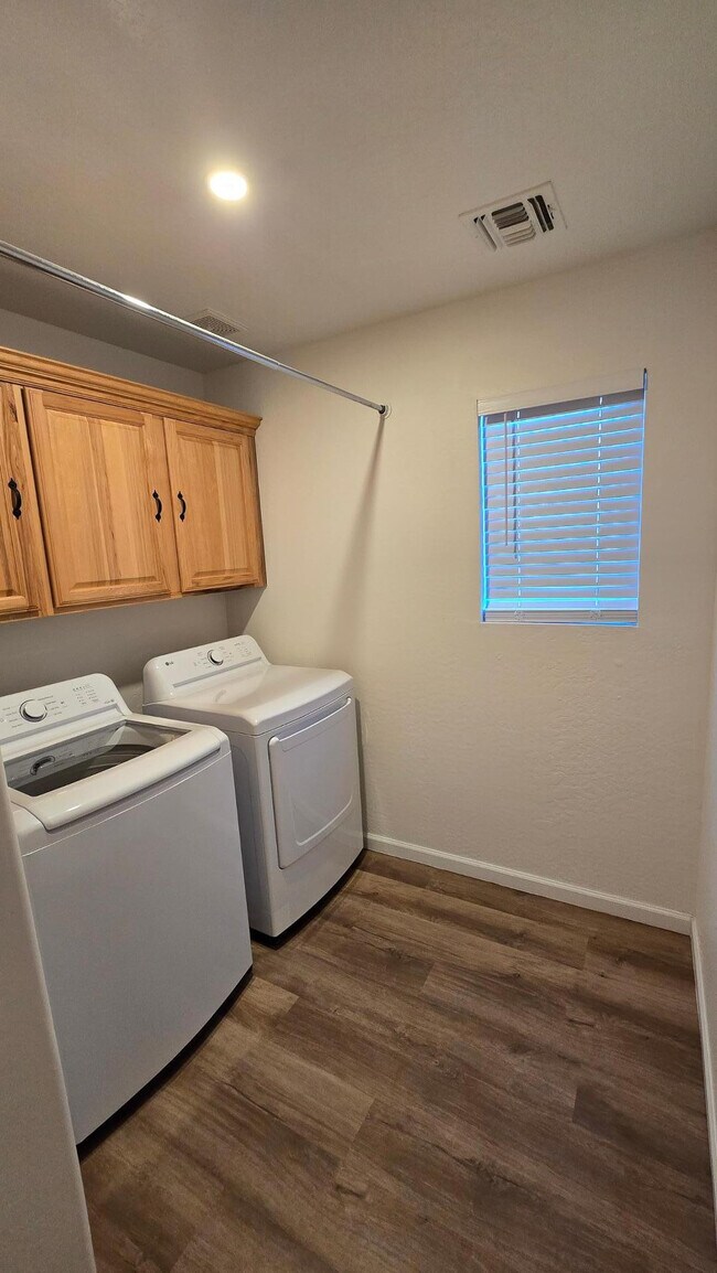 Building Photo - 11439 W Ashley Chantil Dr