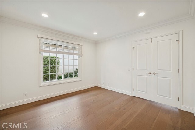 Building Photo - 2007 Yacht Mischief