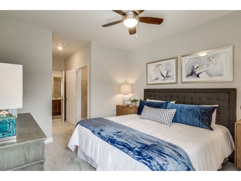 Montgomery Place Apartments 1175 Reading Dr Montgomery IL 60538