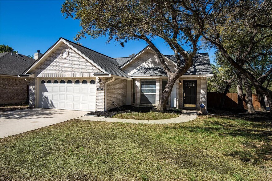 Building Photo - 11135 Quail Pass