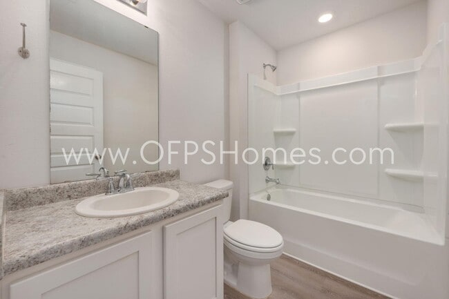 Building Photo - 6705 Sarah Ann Way