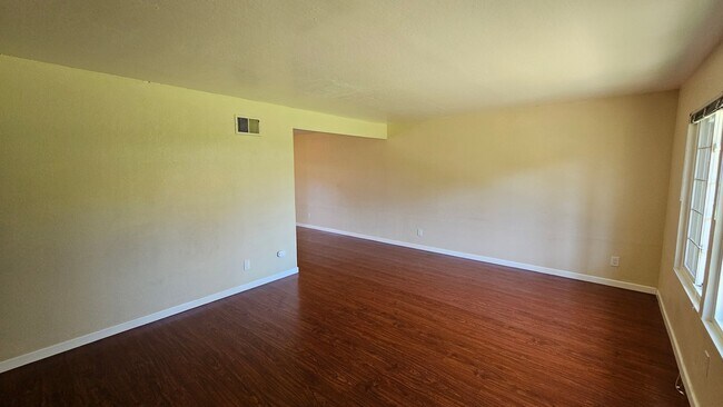 Building Photo - 3193 Tonopah Ct