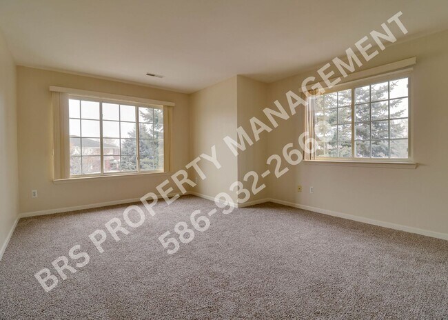 Building Photo - JUST REDUCED!!!   2 Bedroom 2 Bathroom Condo