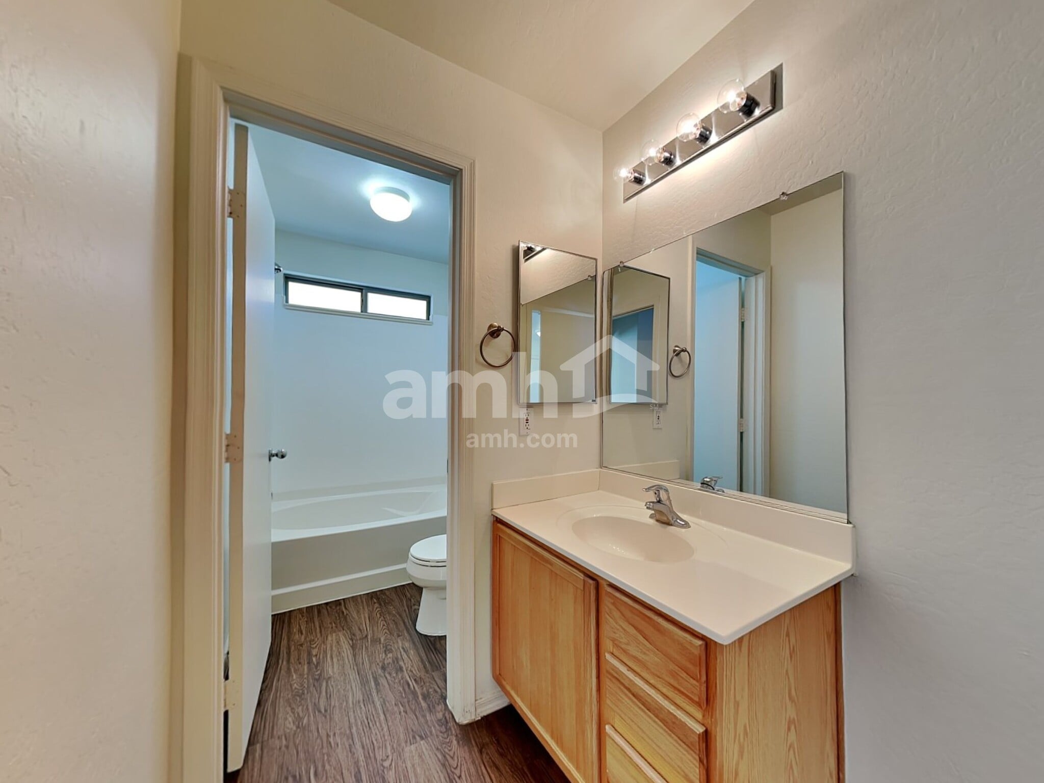 Building Photo - 6727 W Desert Ln