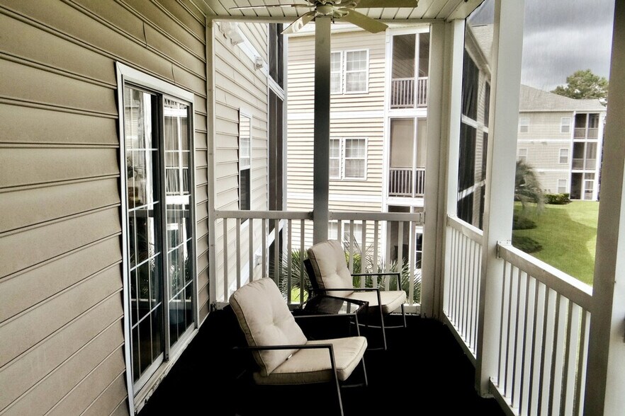 Building Photo - 2020 Cross Gate Blvd