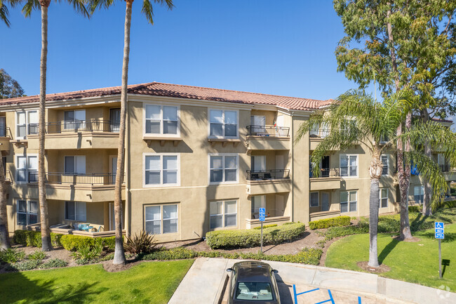 Building Photo - 55+ FountainGlen Rancho Santa Margarita