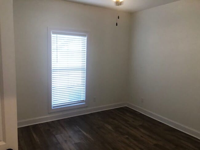 Building Photo - 138 Pritchard Cir