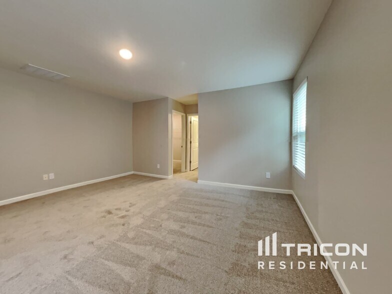Building Photo - 161 Meadow Vista Lane Angier NC