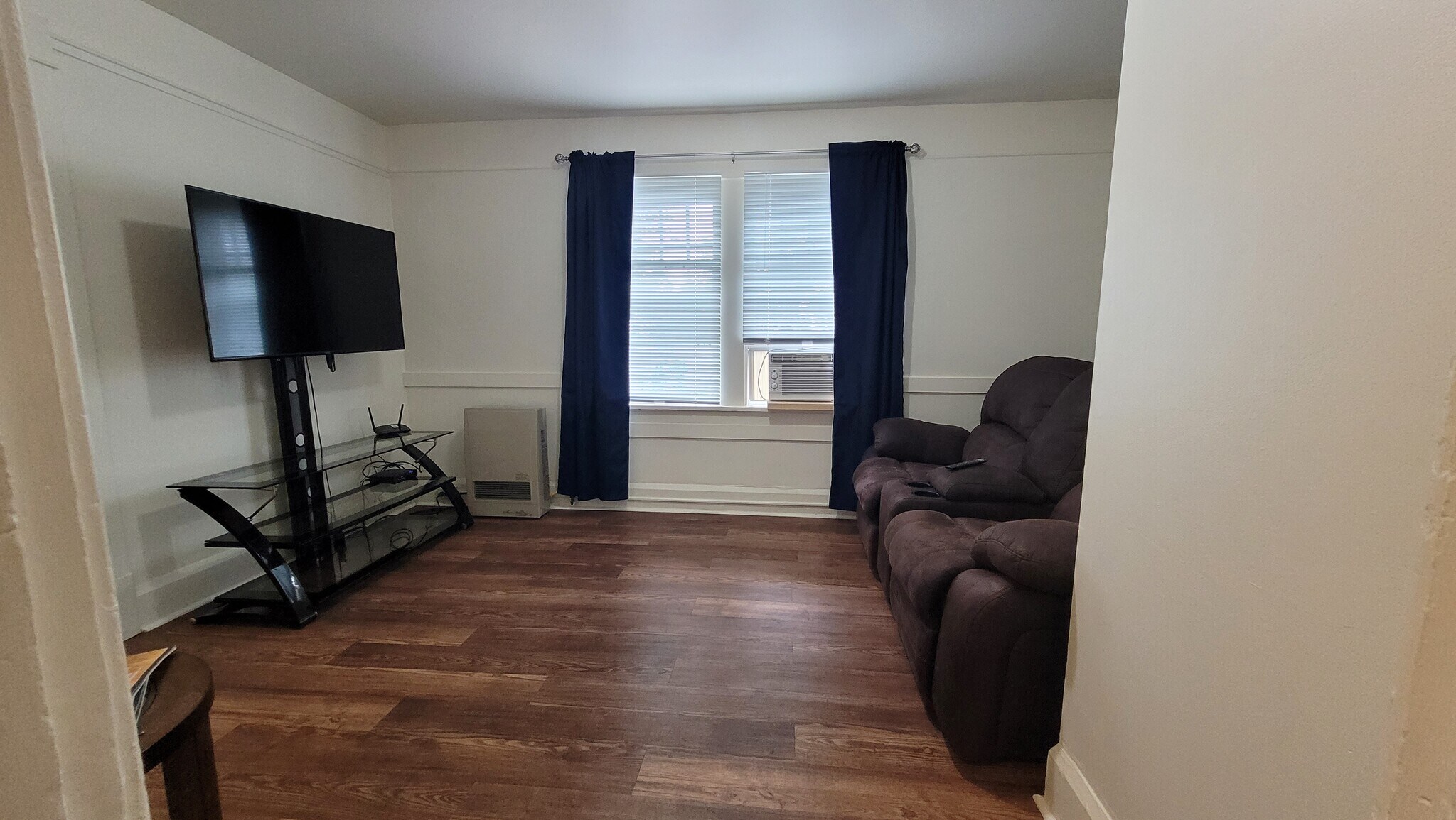 Living Room - 106 12th St N