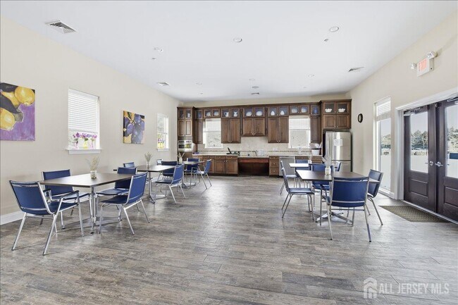 Building Photo - 86 Davinci Dr