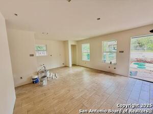 Building Photo - 709 Burr Oak Ln