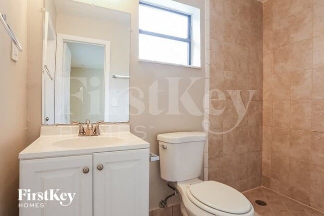 Building Photo - 3391 NW 42nd St