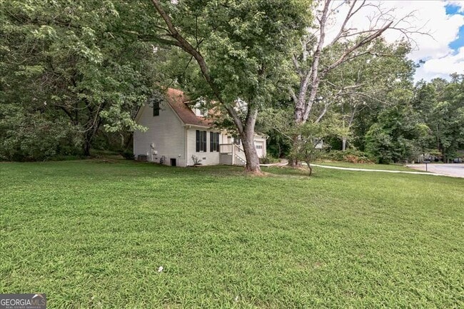 Building Photo - 8292 Blackfoot Trail