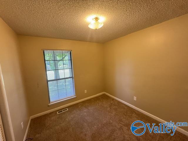 Building Photo - 127 Colby Dr NE