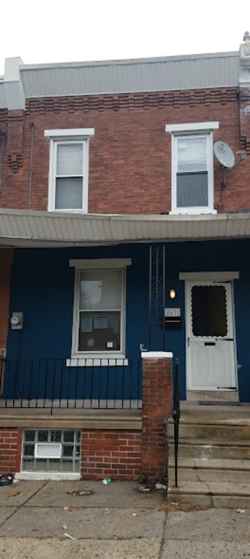 Building Photo - 807 N 66th St