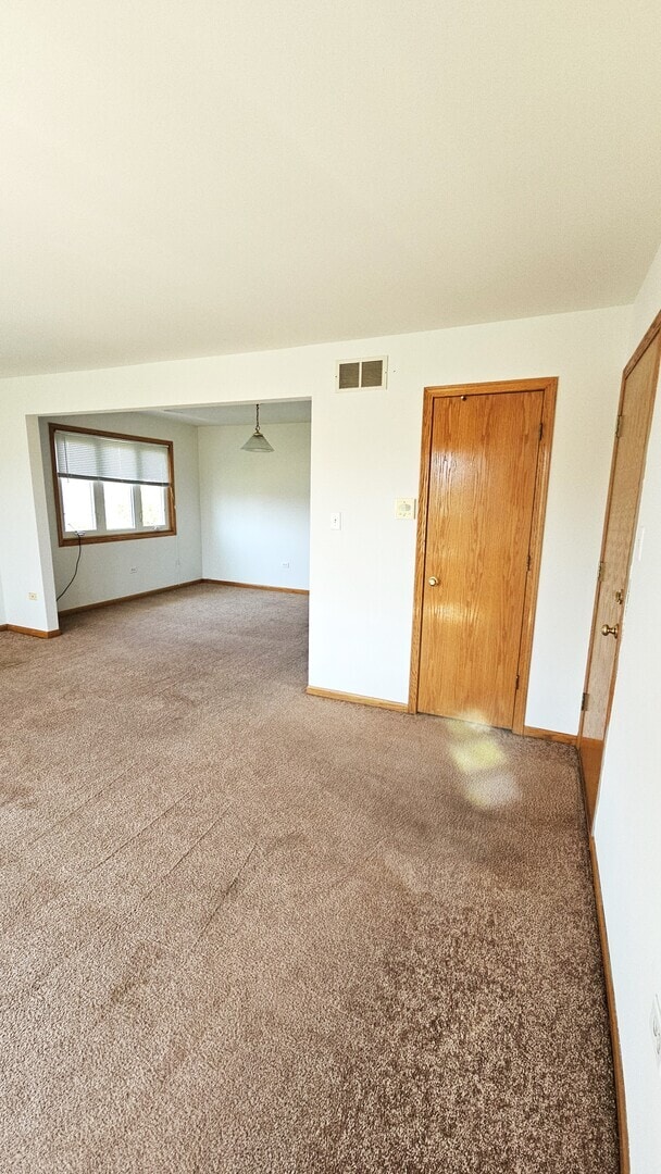 Building Photo - 8016 W 83rd St