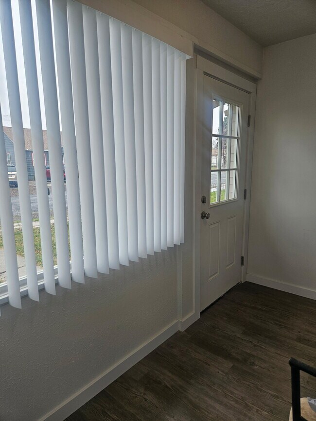 Building Photo - 291 Jefferson St