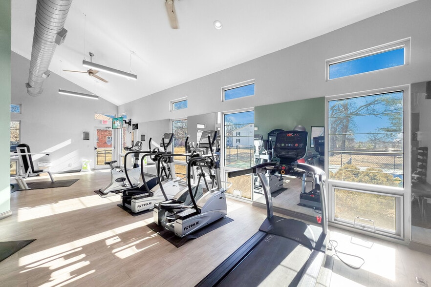 Fitness Center - Wakonda Village and Manor Apartment Homes