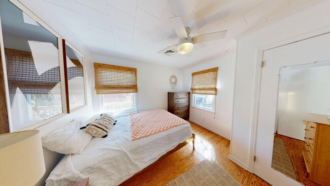 Building Photo - 2038 Norfolk St