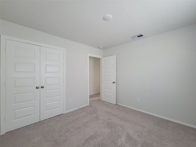 Building Photo - 23330 Kinsfolk Dr