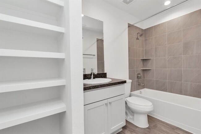 Building Photo - 5342 Tuscany Hills Ln