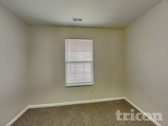 Building Photo - 4831 Dietzen Blvd