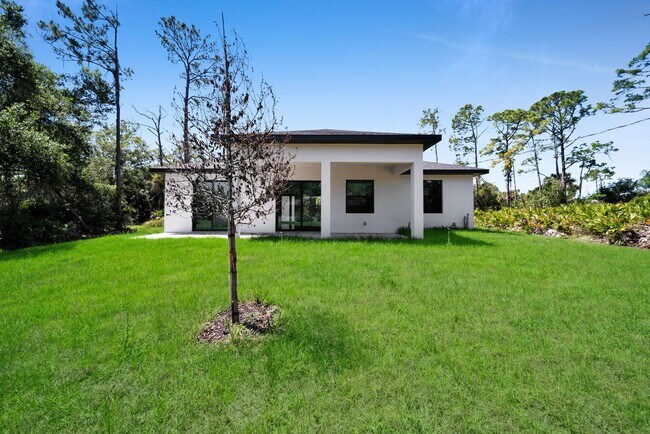Building Photo - Be the first in occupy this 2025 constructed home in the city of North Port,FL! Qualify for a dep...