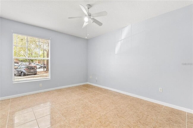 Building Photo - 5572 Metrowest Blvd