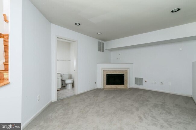 Building Photo - 11519 Waterhaven Ct