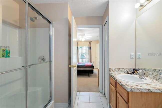 Building Photo - 250 Sandy Ridge Dr