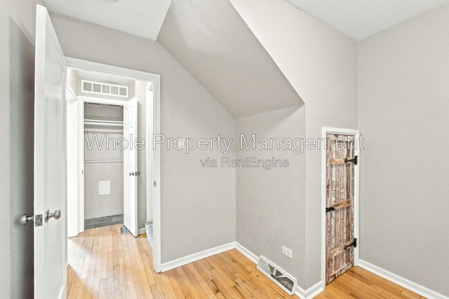 Building Photo - 1770 W Beekman Pl
