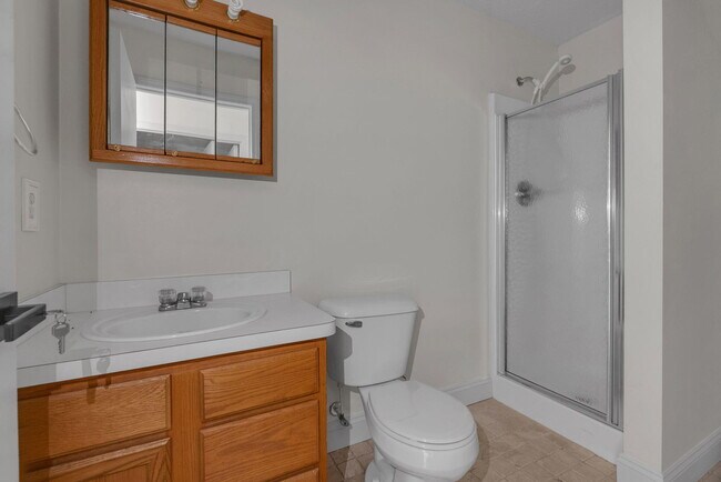 Building Photo - 2592 Eagles Cir