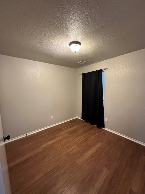Building Photo - 12820 Brandon Pl