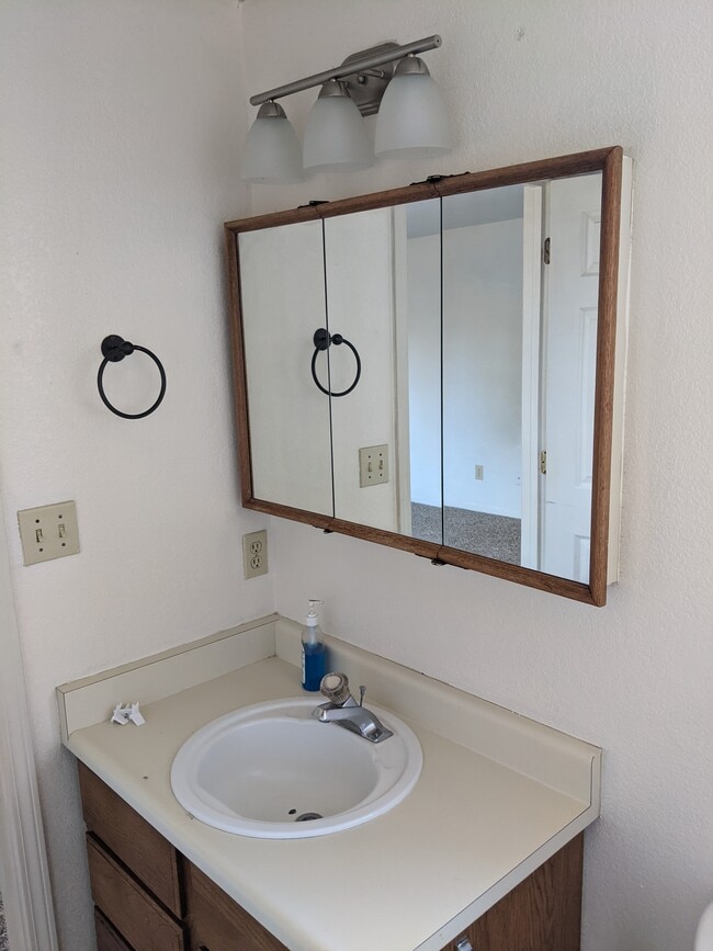 Building Photo - 2111 California St