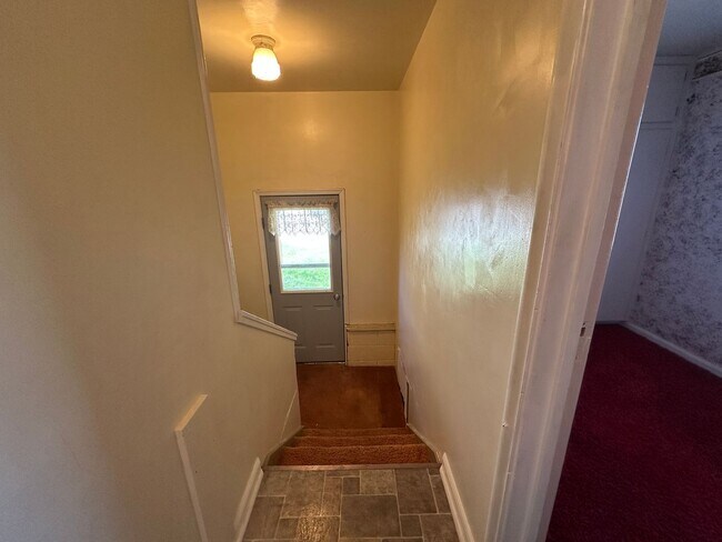 Building Photo - 5084 ID-33