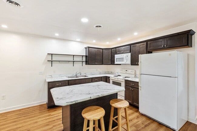 Building Photo - Charming and Private 1 Bedroom- Coming Soon