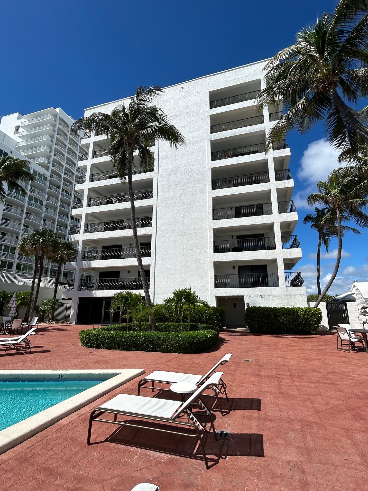 Pool Area - 5415 Collins Ave