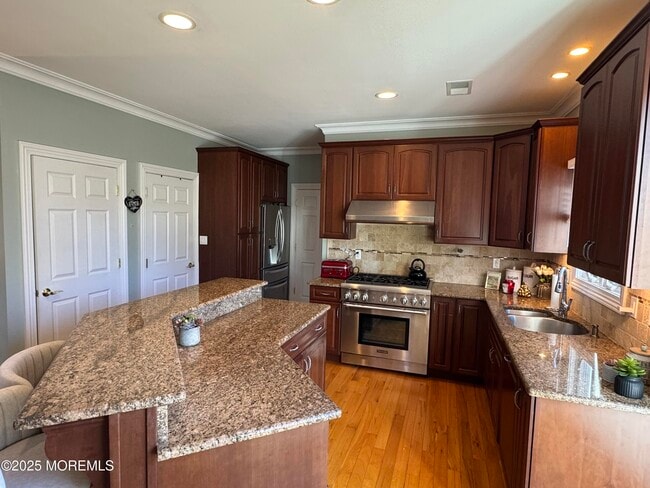 Building Photo - 8 Ave of Two Rivers