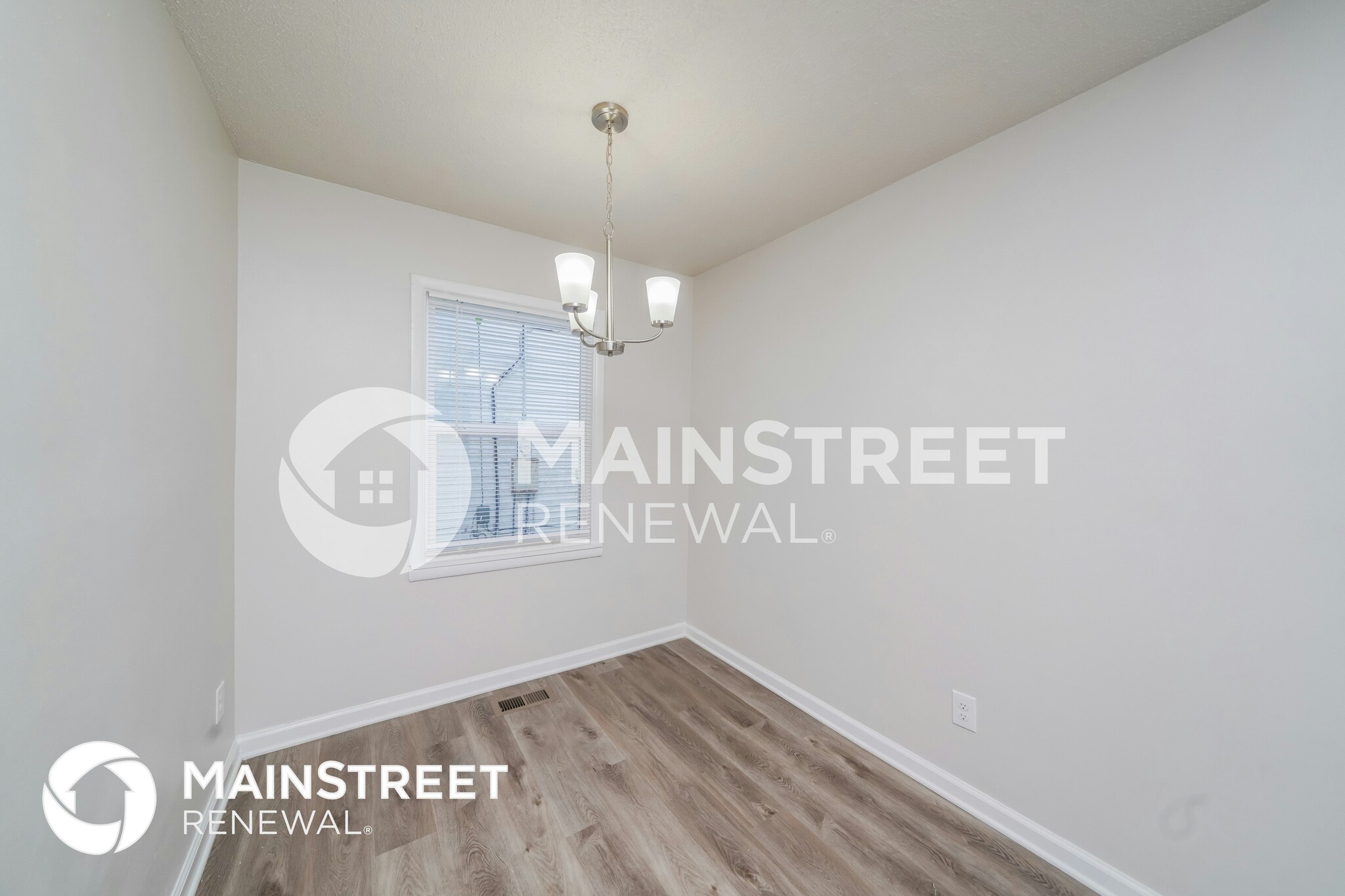 Building Photo - 323 N 43rd St