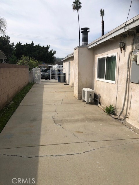 Building Photo - 1230 Stovall Ave