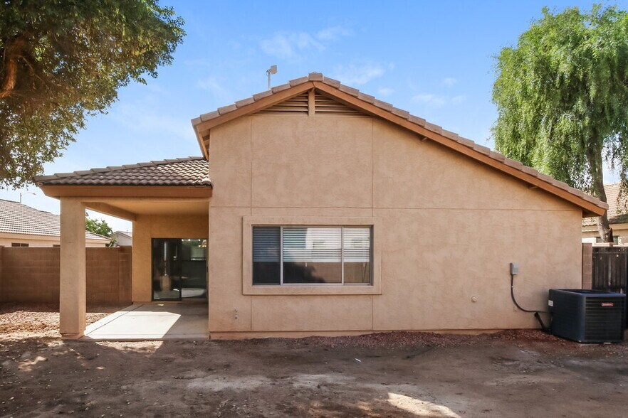 Building Photo - 13402 W Watson Ln