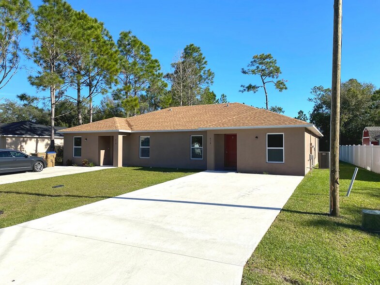Building Photo - 484 Martigues Dr
