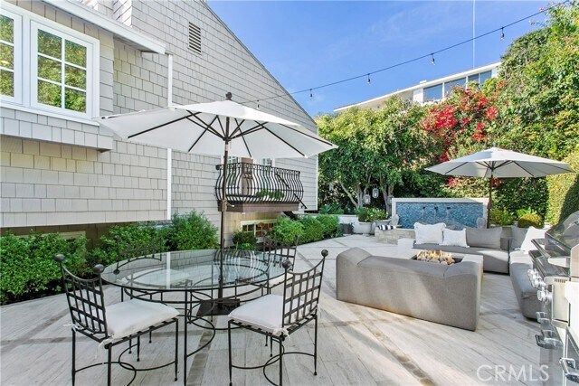 Building Photo - 1010 Emerald Bay