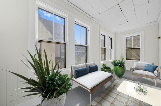 Building Photo - 21 Wolcott St