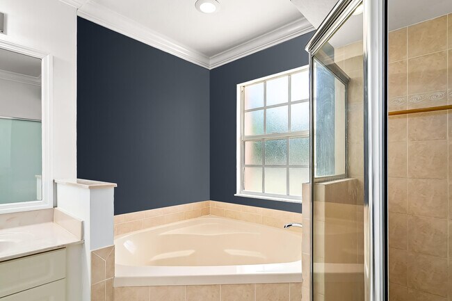 Building Photo - 2962 SW Coastal Terrace