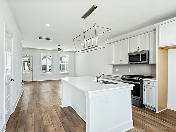 Building Photo - 507 Sound Dr