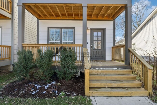 Building Photo - 1609 9th Ave N