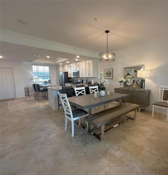 Building Photo - 14040 Heritage Landing Blvd
