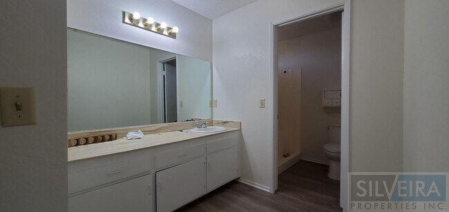 Building Photo - Three Bedroom Home In Orcut/Santa Maria